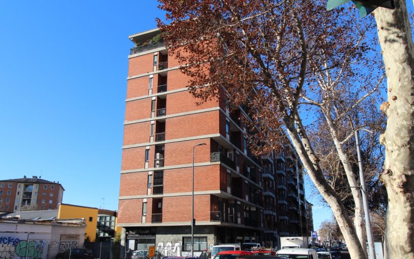 LOFT ALZAIA NAVIGLIO PAVESE/VIALE LIGURIA
