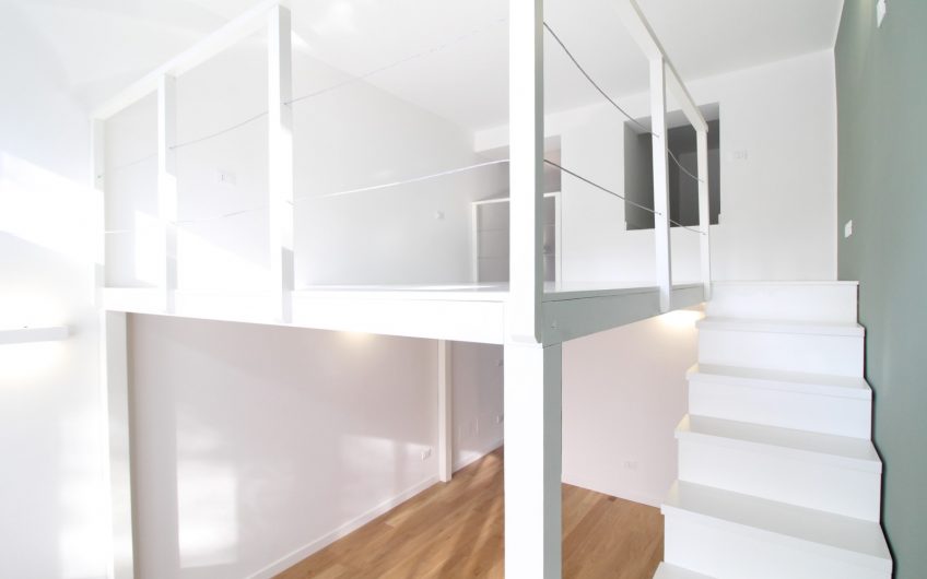 Loft Viale Cermenate 35