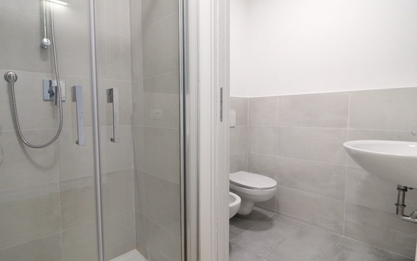 Loft Viale Cermenate 35