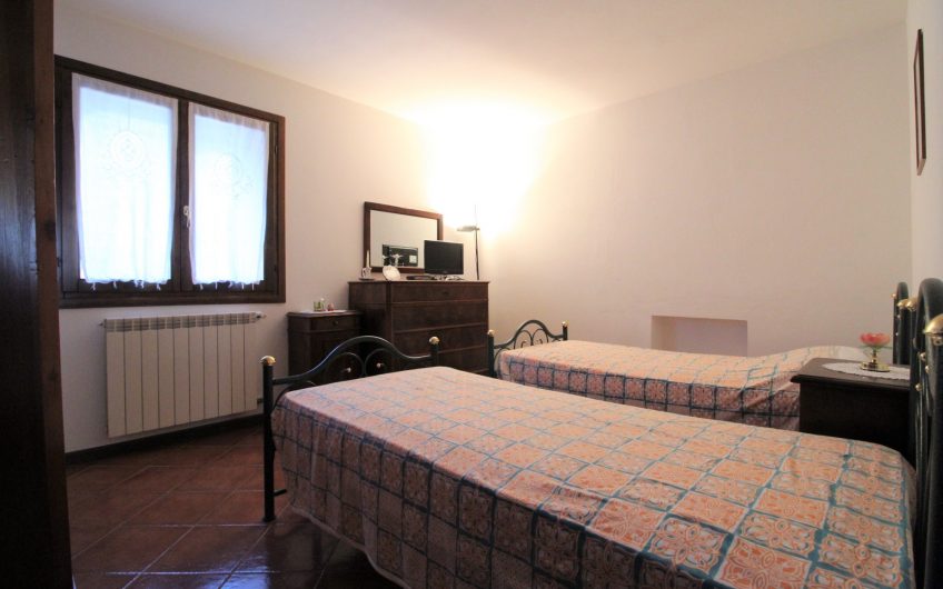 VILLA BIFAMIGLIARE COLICO/VILLATICO
