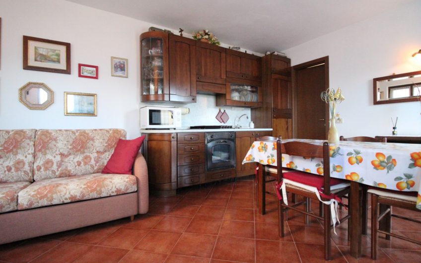 VILLA BIFAMIGLIARE COLICO/VILLATICO