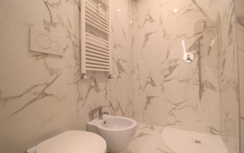 Trilocale ristrutturato Viale Bligny